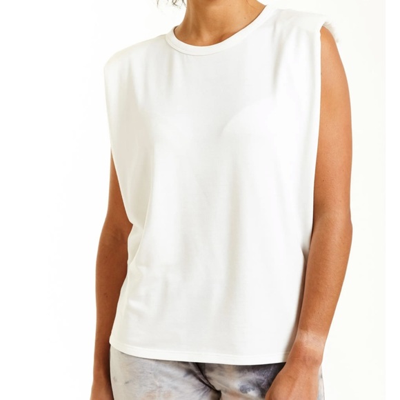 supply & demand Tops - {Supply & Demand} Farrah shoulder pad shirt